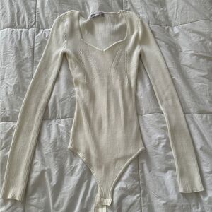 Juniors' SO® Ribbed Sweetheart Neckline Bodysuit XS white/creme going-out/formal